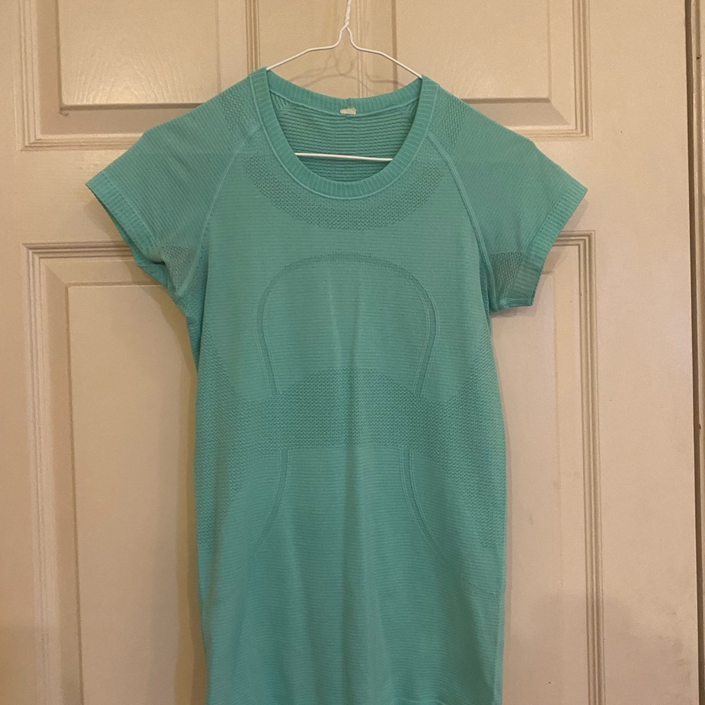 Wild Mint Lululemon Swiftly Tech short sleeve